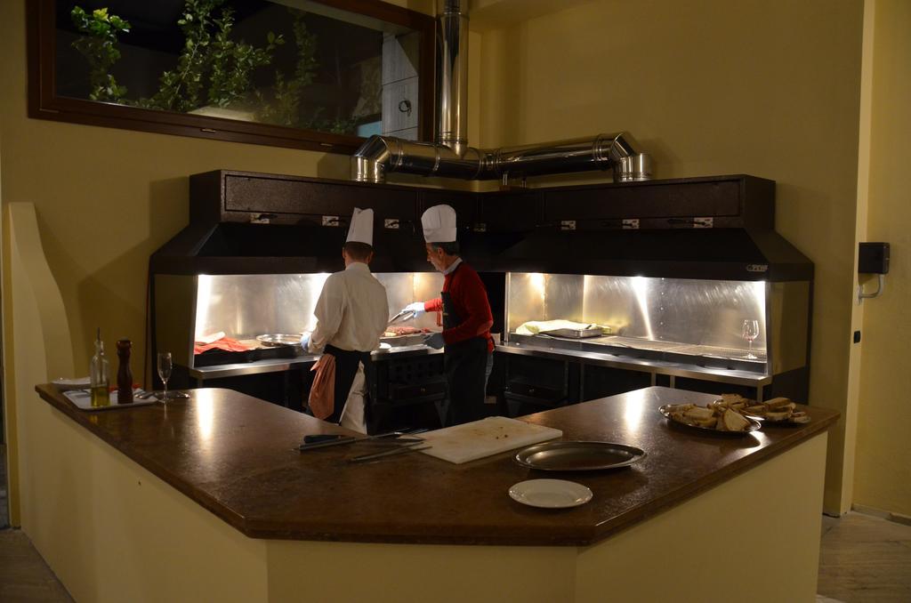 Mingone Hotel Ristorante Isola di Liri Εξωτερικό φωτογραφία